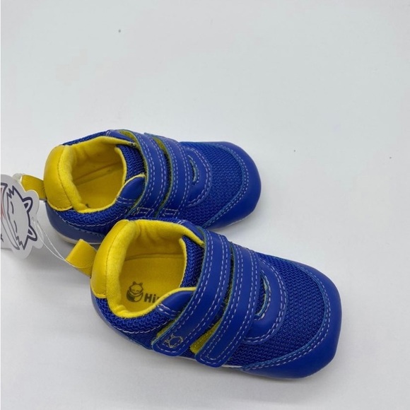 HIPFOX Bennett Blue Athletic Style
Infant Shoe Sized 12 Months. - Picture 3 of 9